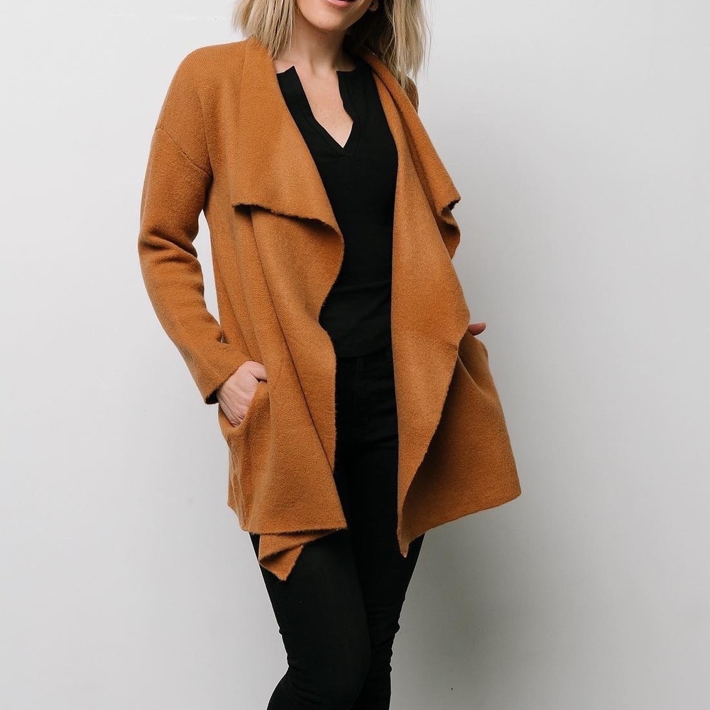 BALCTIC BORN Ellison Lapel Open Front Cardigan in Camel Brown Pockets Women S/M